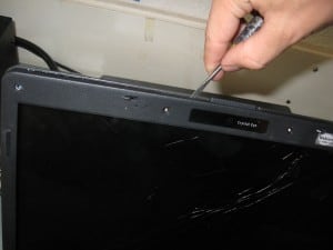 ACER TM 5320 damaged screen 2