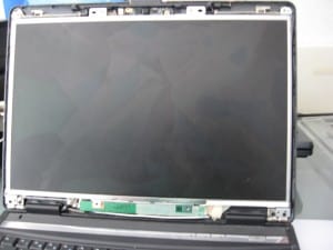 ACER TM 5320 damaged screen 3