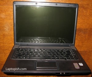 HP Compaq Presario F700 01