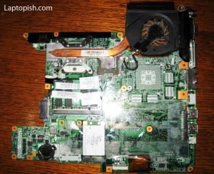 HP Compaq Presario F700 18